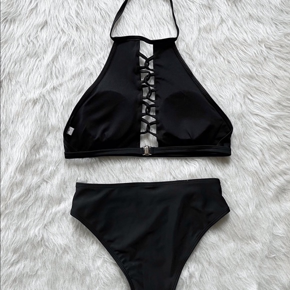 NWOT Black Halter Top Bikini Size Medium - Picture 5 of 7